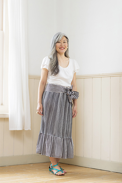 グレイヘア山中さん全身