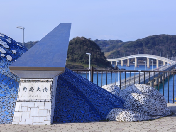 撮影スポットの一つ。この先に絶景の宝庫が待っています!