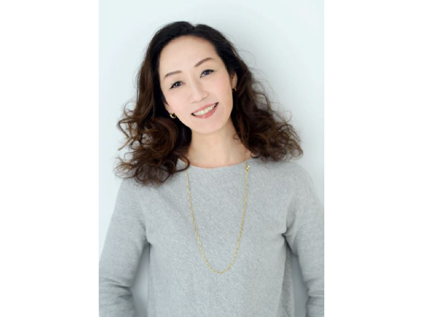 50代の人気スタイリスト岡部久仁子(おかべくにこ)さん
