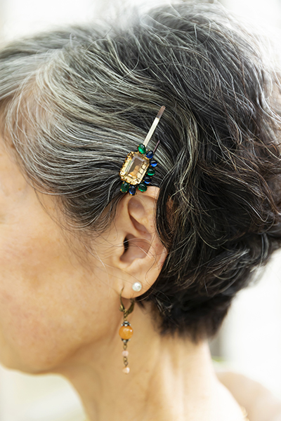 グレイヘアに合うヘアアクセサリー