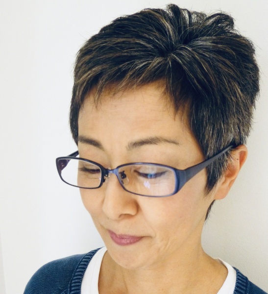 茶髪の混じった「三毛猫」状態