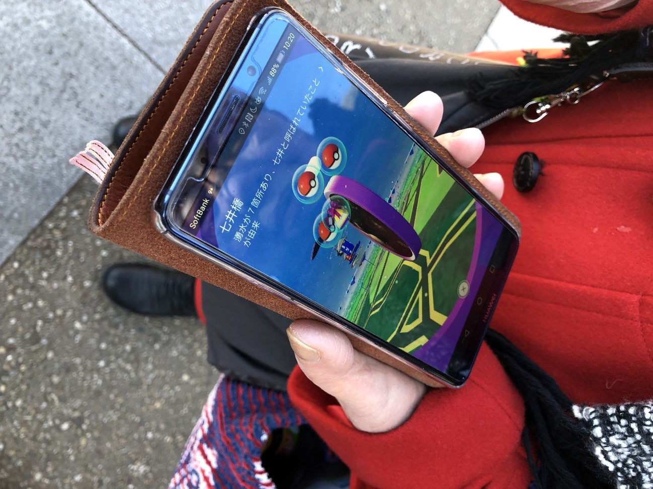 ポケストップでボールやアイテムが補充できます。