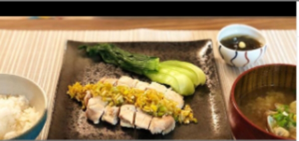 真飛さんのインスタにはおいしそうな自炊写真が「#まとぶ飯」としてアップされている