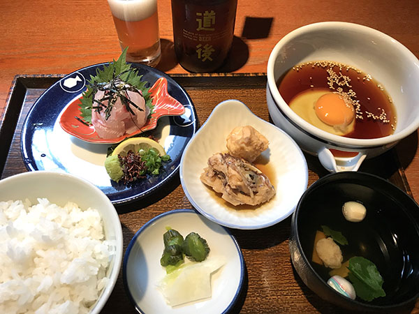 道後温泉で鯛飯
