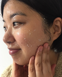 角質ピーリングでくすみ取り効果がわかる顔
