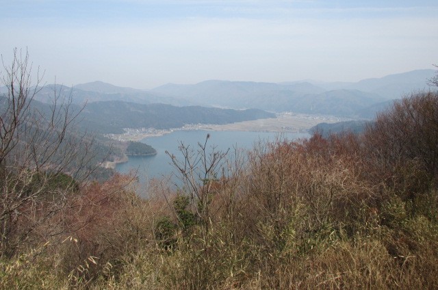 賤ヶ岳山頂からの余呉湖